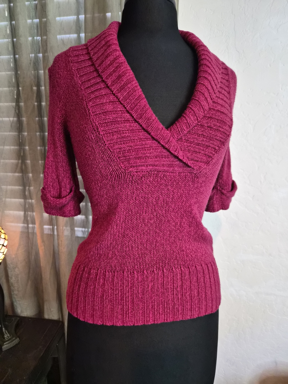 Arizona Jean Company V-Neck Ribbed Sweater in Ruby Red #0387